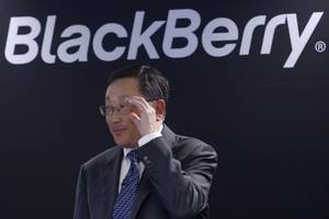 BlackBerry Offers New Phones but Turns Focus to Software